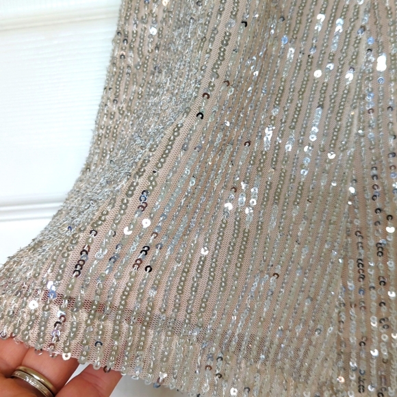 LOFT Glitter Mini Skirt Size 8 - Picture 3 of 5